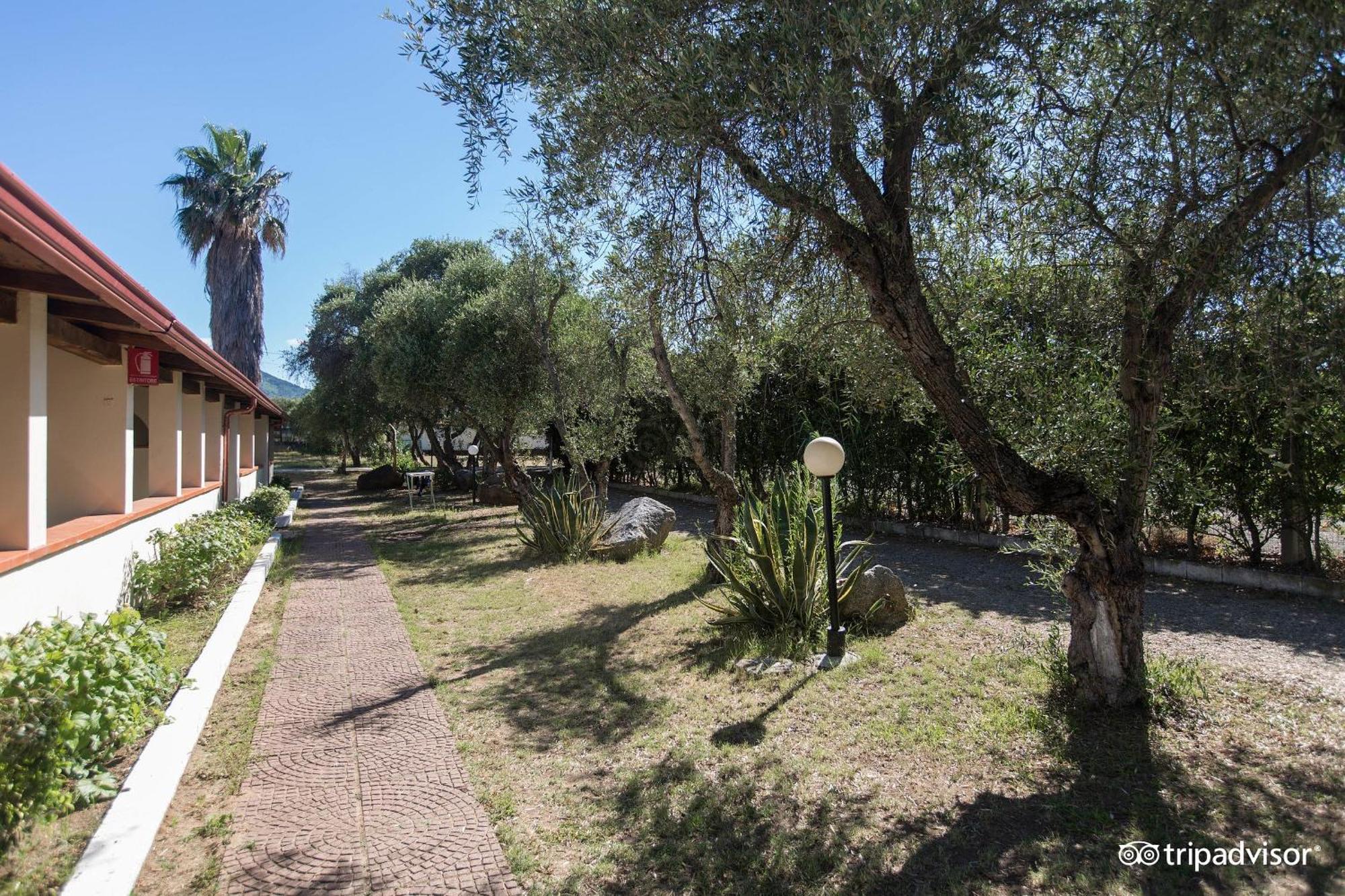 Napeto Village Pizzo  Exterior photo