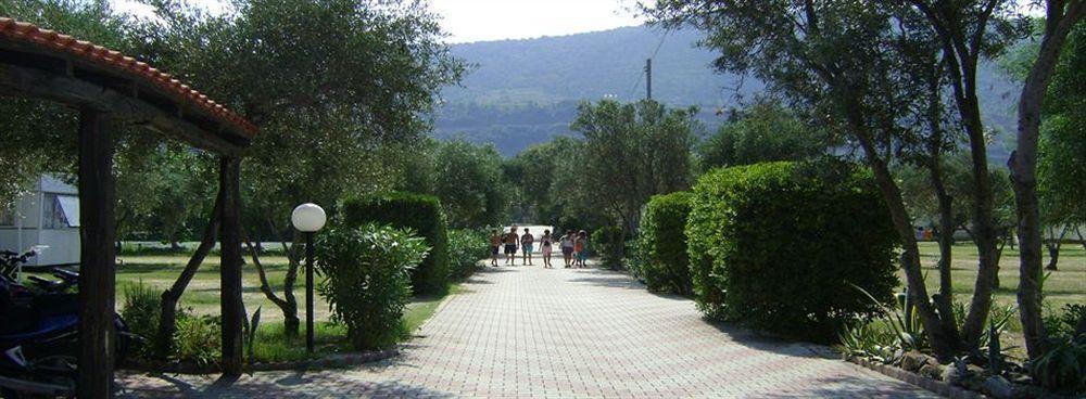 Napeto Village Pizzo  Exterior photo